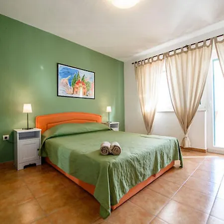 Apartments Kate Apartment Brela